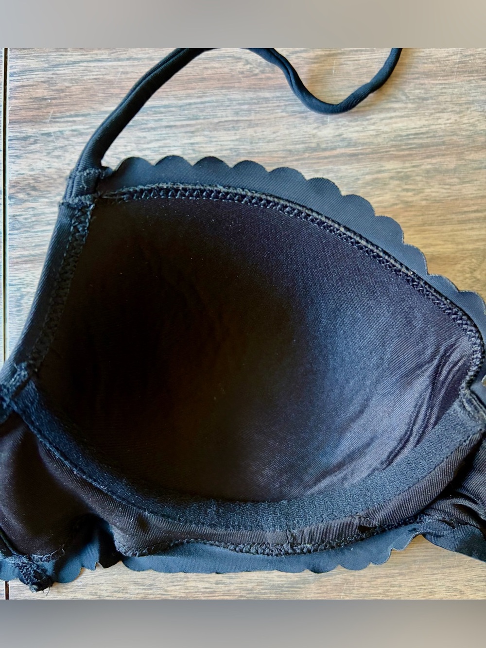 Victoria's Secret Black Scallop-Edge Halter Bikini Top - Picture 7 of 8